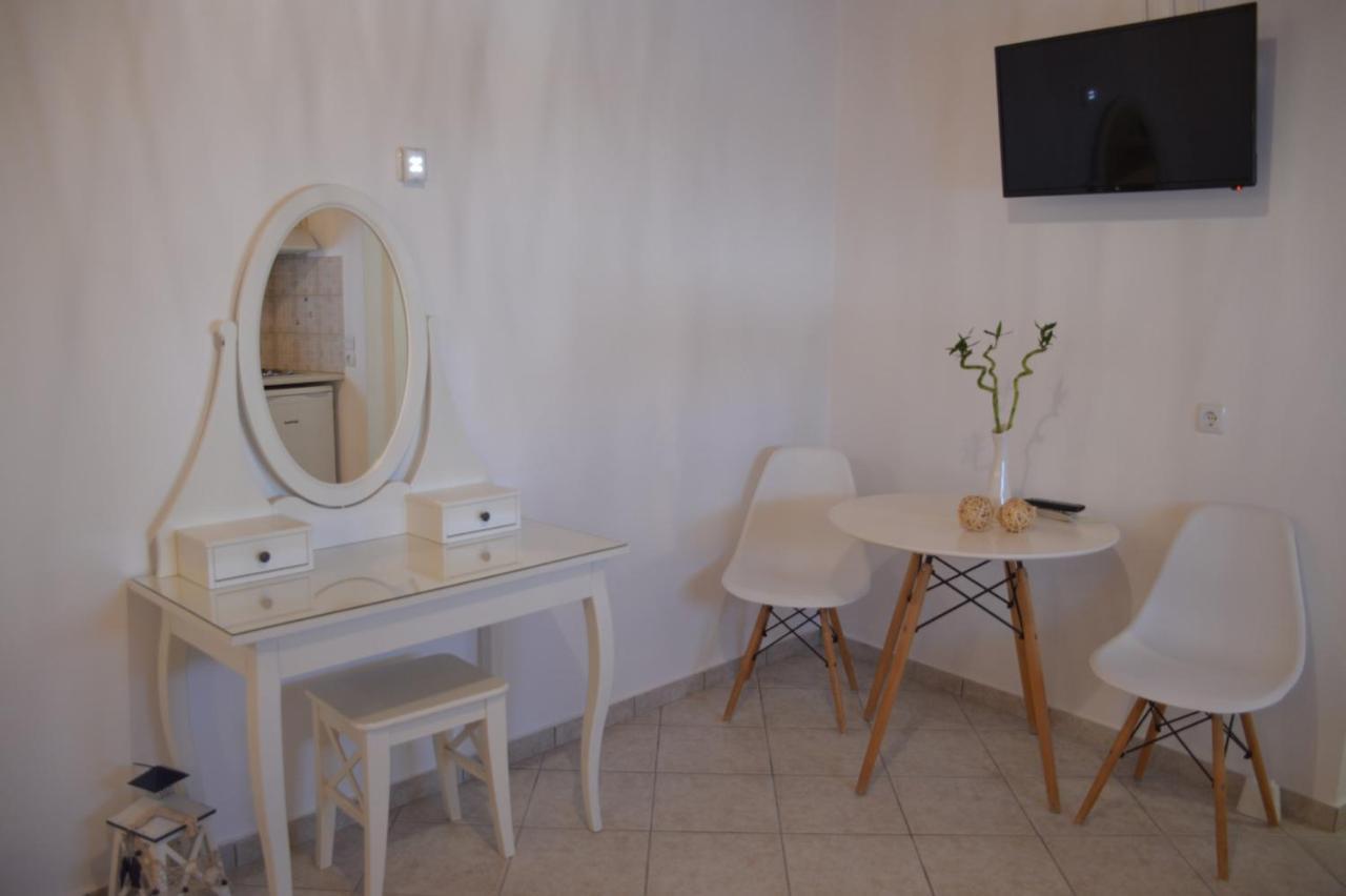 Cute Studio In Milos 特里皮蒂 外观 照片